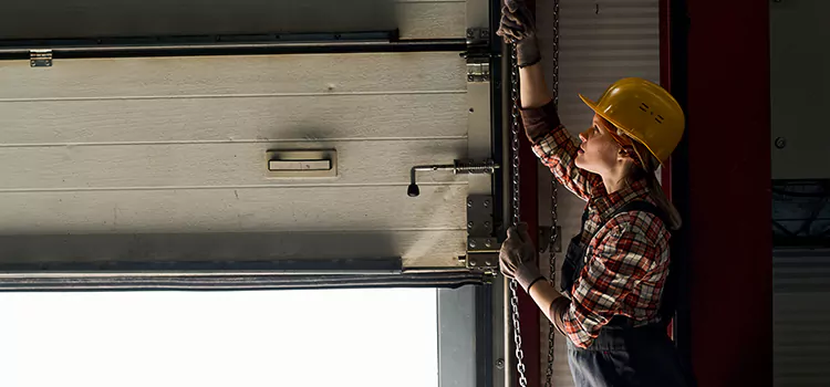 Addressing Common Garage Door Stoppage Issues in Bentonville, AR